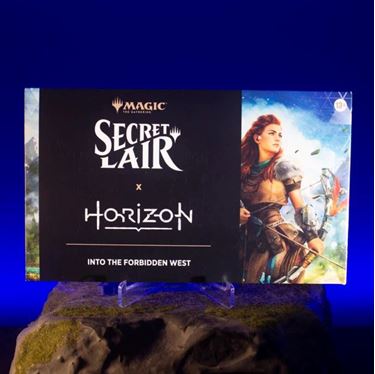 תמונה של מג'יק - MAGIC THE GATHERING SECRET LAIR HORIZON INTO THE FORBIDDEN WEST